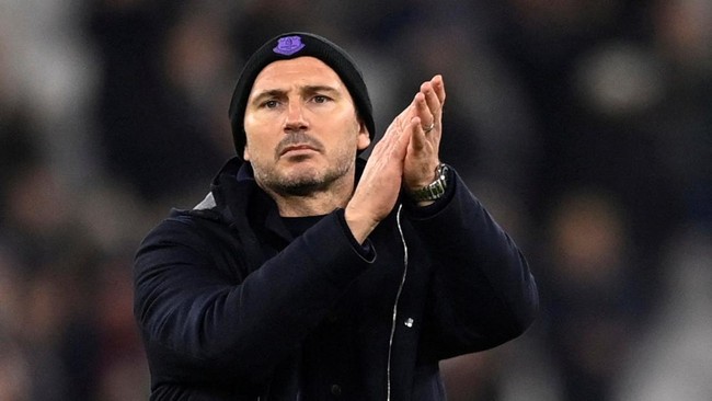 Frank Lampad tak lagi menyandang jabatan sebagai pelatih Everton setelah dipecat oleh klub yang bermarkas di Stadion Goodison Park tersebut.