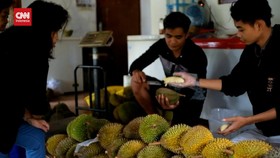 VIDEO: Durian Lumbang, Durian Lokal Dari Lereng Gunung Bromo