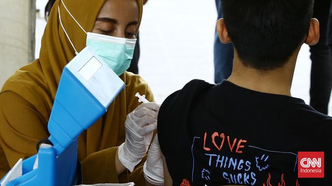 Kabiro Kemenkes mengatakan vaksin booster kedua Covid-19 belum diputuskan untuk jadi syarat perjalanan dan mudik lebaran 2023.
