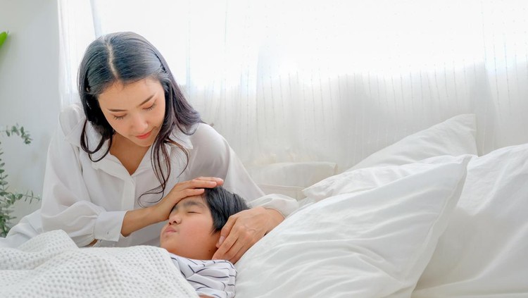 7 Penyebab Kepala Anak Panas Tapi Kaki dan Tangan Dingin hingga Cara Mengatasinya 7 Penyebab Kepala Anak Panas Tapi Kaki dan Tangan Dingin hingga Cara Mengatasinya