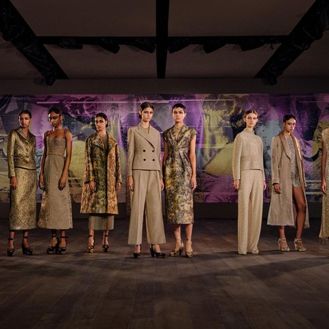 6 Hal Menarik dari Koleksi Dior Haute Couture Spring 2023! Dari Tema Glamor Era 1920an hingga Dihadiri Jisoo