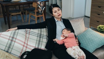 MENJAGA JARAK EMOSIONAL DENGAN ANAK