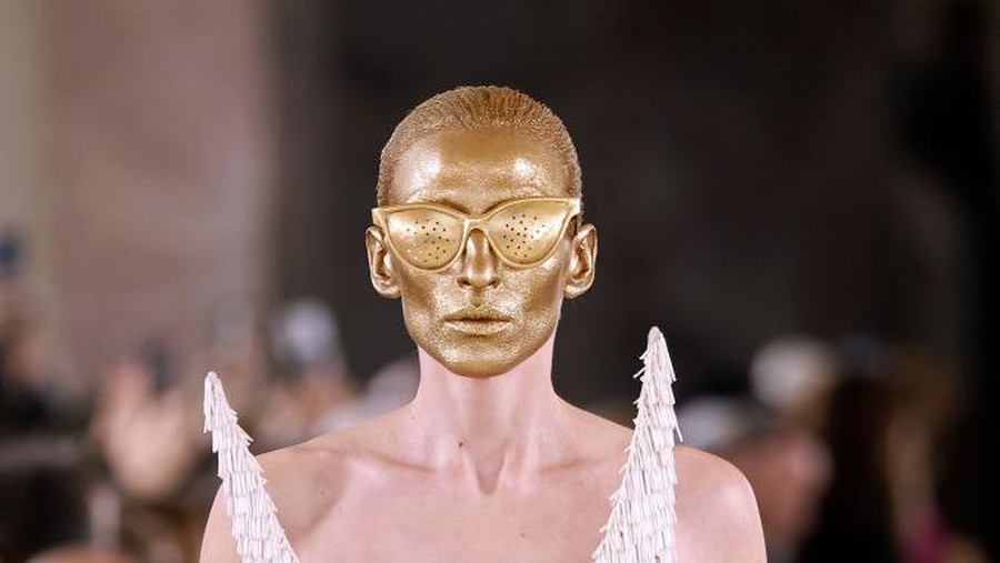 (EDITORIAL USE ONLY - For Non-Editorial use please seek approval from Fashion House) A model walks the runway during the Schiaparelli Haute Couture Spring Summer 2023 show as part of Paris Fashion Week on January 23, 2023 in Paris, France.