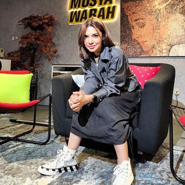 7 Potret Najwa Shihab yang Tuai Pro & Kontra karena Alasan Tak Berhijab