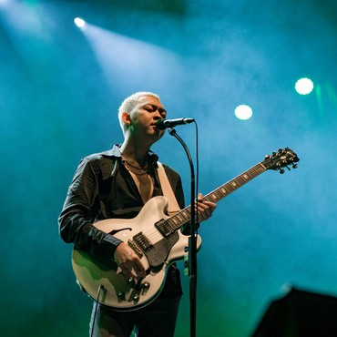 Lirik Lagu New Feeling - Pamungkas