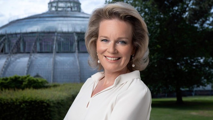 img-title Awet Muda di Usia 50 Tahun, Intip Potret dan Gaya Modis Ratu Mathilde dari Belgia