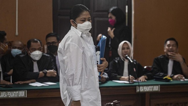 Jaksa penuntut umum membantah nota pembelaan (pleidoi) terdakwa Putri Candrawathi dalam kasus pembunuhan berencana Nofriansyah Yosua Hutabarat alias Brigadir J.