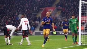Hasil Carabao Cup: Buang-buang Peluang, Newcastle Cuma Menang 1-0