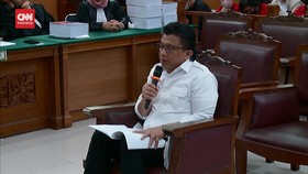 VIDEO: Pledoi FS, Minta Hakim Pertimbangkan Pengabdian Jadi Polisi