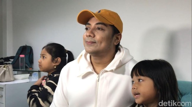 Ustaz Riza Bikin Rumah Mewah untuk Istri Bukan Buat Flexing, tapi Tanda Cinta...