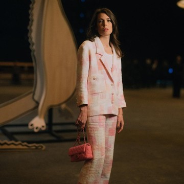 Beda Gaya Para Putri Kerajaan Monako saat Menonton Fashion Koleksi Haute Couture di Paris