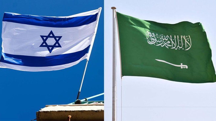 Kolase Foto Bendera Arab Saudi dan Bendera Israel. (Dok. Pool Getty Images)