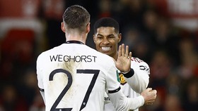Meme Kocak Gol Spektakuler Rashford: Dari Thanos Sampai Ronaldo