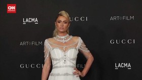 VIDEO: Paris Hilton Umumkan Kelahiran Anak Di Medsos