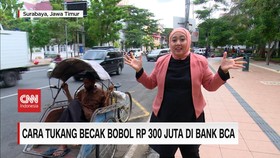 VIDEO: Cara Tukang Becak Bobol Rp300 Juta di Bank BCA
