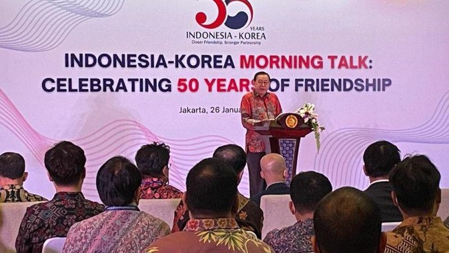 Dubes Ajak WNI: Tukang Cat-Las Digaji Rp35 Juta Sebulan di Korsel Dubes RI untuk Korea Selatan ajak pekerja terampil Indonesia untukberkarya di Korsel. Ia sebut gaji di sana sekitar Rp35 juta per bulan.