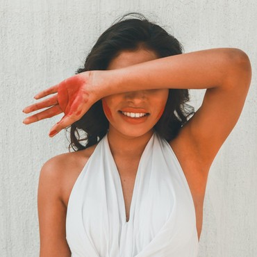 Mengenal Kandungan Micro Hyaluron yang Bikin Ketiak Kering dan Lembab