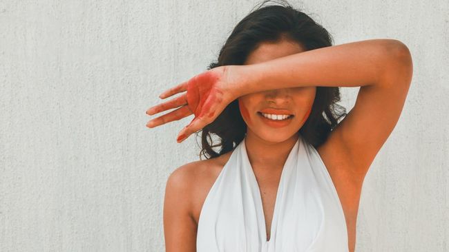 Mengenal Kandungan Micro Hyaluron yang Bikin Ketiak Kering dan Lembab