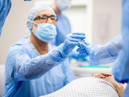 Tindakan Vaginal Seeding Usai Caesar, Benarkah Dapat Tingkatkan Sistem Imun Bayi Baru Lahir?