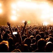 Lagi Musim Konser, Yuk Cek Tips Cegah Bau Badan yang Bikin Nggak Nyaman Seharian!