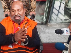 KPK Perpanjang Masa Penahanan Lukas Enembe