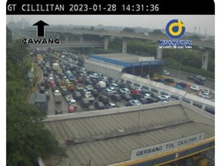 Tol Jagorawi ke Cawang Macet Parah, Antrean Mengular di GT Cililitan