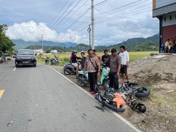 Motor Tabrak Pikap saat Hendak Menyalip di Mamuju, Ibu Pengendara Tewas