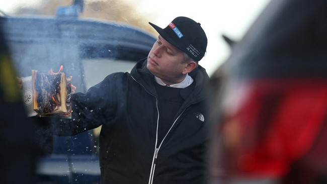 Kenapa Rasmus Paludan Bisa Bebas Bakar Al Quran di Swedia-Denmark? Beberapa alasan mendasari Swedia dan Denmark seakan diam saja melihat politikus ekstrem kanan Rasmus Paludan membakar Al Quran dan menghina agama Islam.