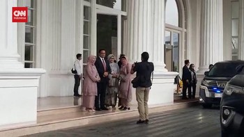 VIDEO: Momen Anies Baswedan Hadiri Pernikahan Kiky Saputri