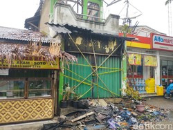 Toko Laundry Terbakar di Tangerang Dipasang Garis Polisi, Begini Kondisinya