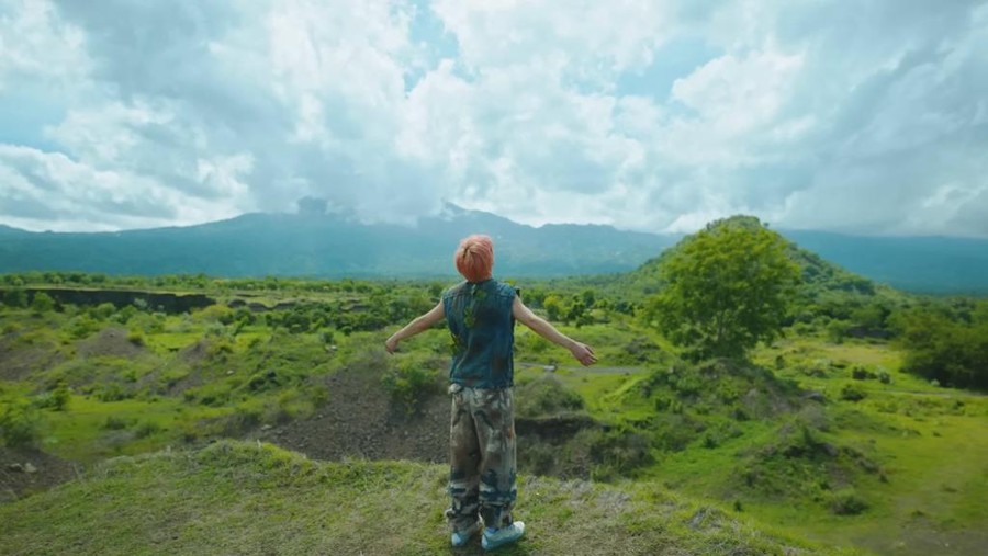 4 Lokasi Wisata di Bali dalam MV 'Sugar Rush Ride' TXT