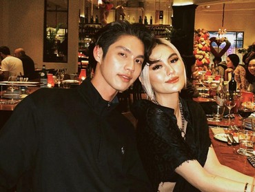 img-title Pernah Dekat dengan Agnez Mo, Bright Vachirawit Diduga Pacari Sosok Ini