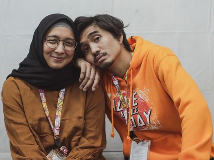 Terpopuler: Potret Sheila On 7 & Istri, Bahagia Hidup Sederhana