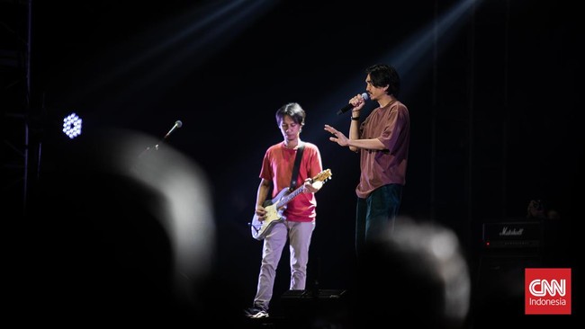 Promotor Sheila On 7 diklaim belum mengajukan izin keramaian terkait pelaksanaan konser yang berlangsung di Stadion Si Jalak Harupat, Bandung.