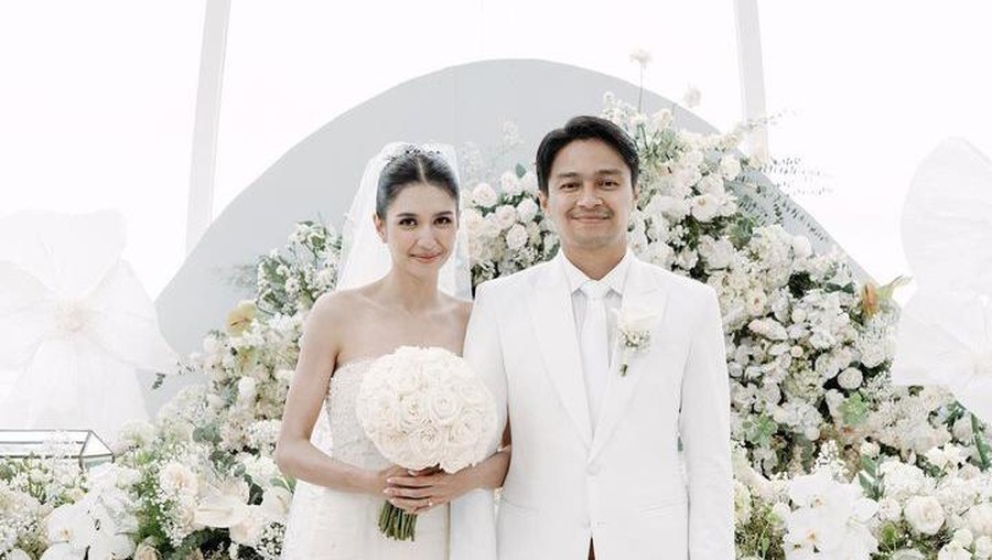 Sah! Mikha Tambayong Menikah, Begini Momennya Saat Asyik Ngopi