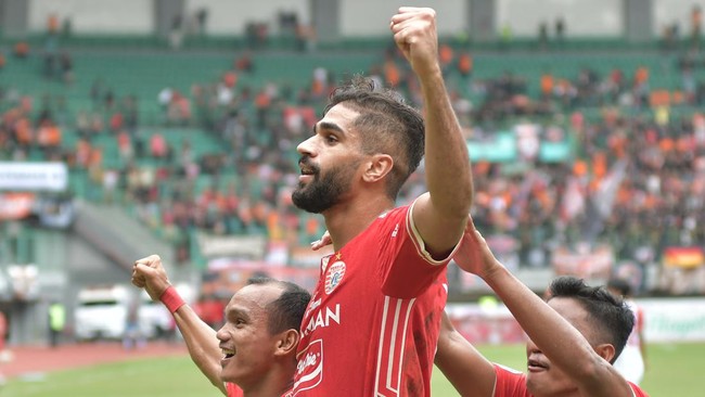 Persija Jakarta menang 3-1 atas Rans Nusantara FC pada pertandingan lanjutan Liga 1 2022/2023 di Stadion Patriot Chandrabhaga, Bekasi, pada Jumat (3/2).