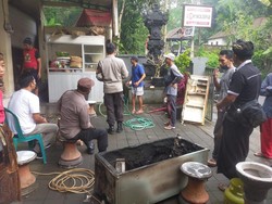 Toko Peralatan Banten Terbakar di Karangasem, Warga Sempat Dengar Ledakan