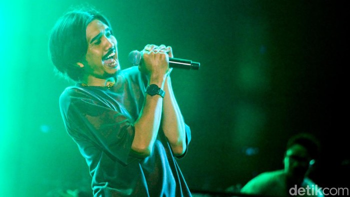 img-title Usai Sukses Gelar Konser, Sheila On 7 Disebut Band Terbaik Versi Promotor, Ternyata Ini Alasannya!