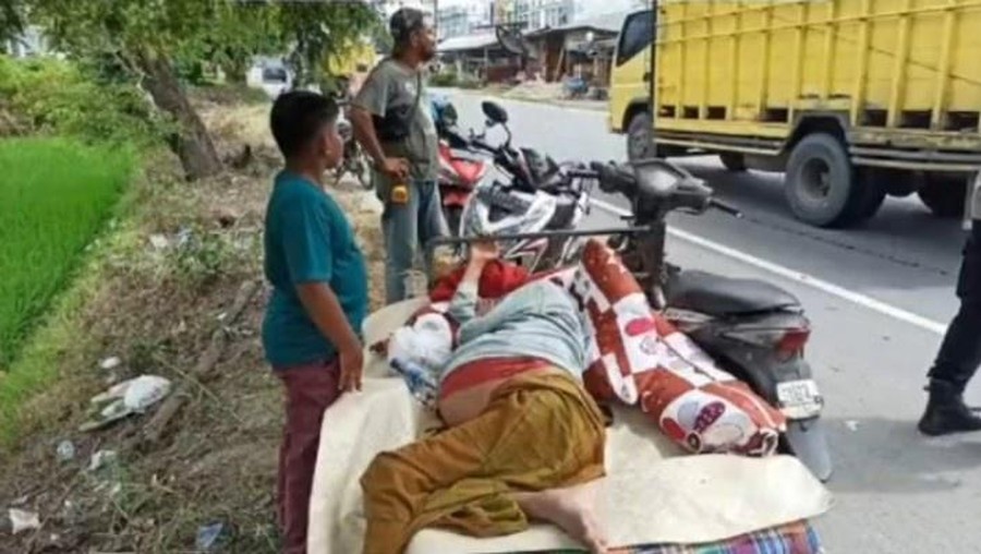 Antar Ayah Berobat, Bocah Asal Aceh Tempuh Jarak 160 Km Pakai Bentor Antar Ayah Berobat, Bocah Asal Aceh Tempuh Jarak 160 Km Pakai Bentor