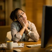 Harus Begadang karena Deadline? Intip Tips Tetap Fit Berikut Setelah Begadang!