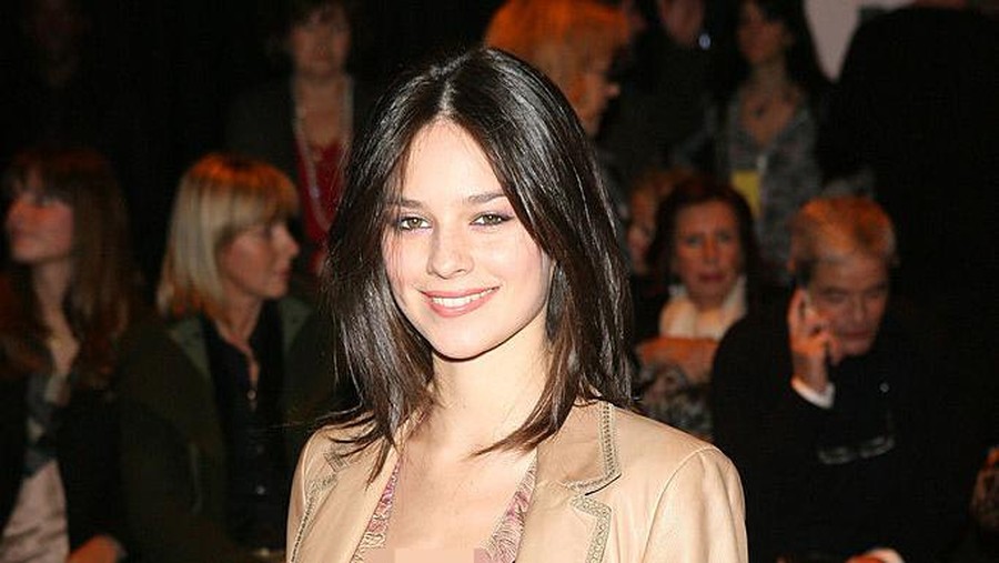 Katy Louise Saunders ROME, ITALY - MARCH 8: Actress Katy Saunders poses during the photocall for the Italian movie 'Ho Voglia Di Te' at Hotel Exedra on March 8, 2007 in Rome, Italy. (Photo Elisabetta Villa/Getty Images)