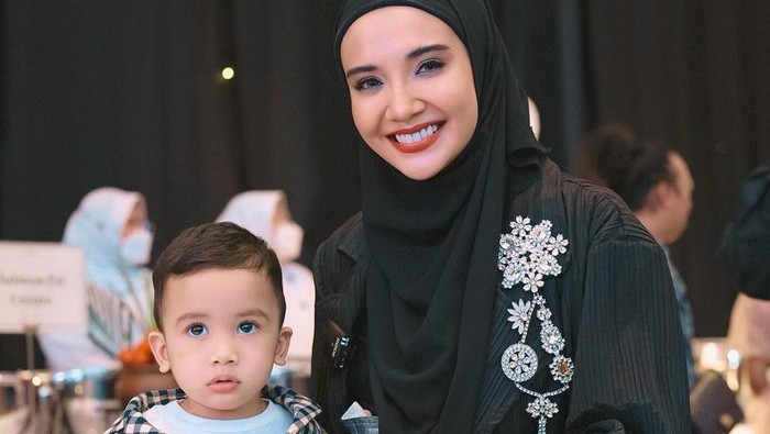 Potret Ukkasya 'Kawal' Zaskia Sungkar