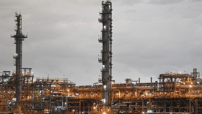 Ma'ruf Amin Resmikan Lapangan Gas di JBT dan MDA-MBH di Jawa Timur Ma'ruf Amin meresmikan dua lapangan gas di Jawa Timur yang difungsikan memasok gas untuk industri di Jatim dan Jateng.