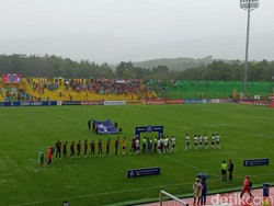 PSM Vs Rans FC Diguyur Hujan, Pertandingan Dihentikan Menit ke-13