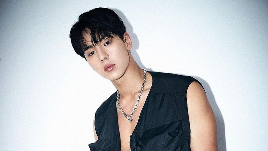 ShowNu MONSTA X