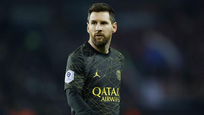 Menteri Pariwisata Arab Saudi, Ahmed Al Khateeb, menyambut dengan senang hati bintang sepak bola Argentina, Lionel Messi sebagai duta pariwisata.