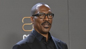 Eddie Murphy Iri Puss in Boots Punya Spin-off: Donkey Lebih Lucu