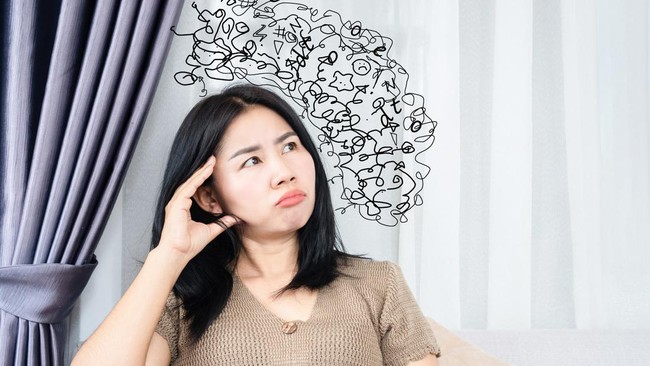 Efek Buruk 'Overthinking', Hati-hati Bikin Darah Tinggi Sering overthinking? Sebaiknya kenali efek buruk overthinking salah satunya bikin tekanan darah tinggi.