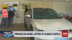 VIDEO: Mengecas Mobil Listrik di Rumah dan SPKLU