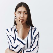 Coba Jangan Negatif Thinking Dulu, Cek Alasan-alasan Kenapa Pria Lama atau Nggak Balas Pesan Kamu